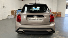 MINI Hatchback 1.5 Cooper Classic 5dr Auto Petrol Hatchback